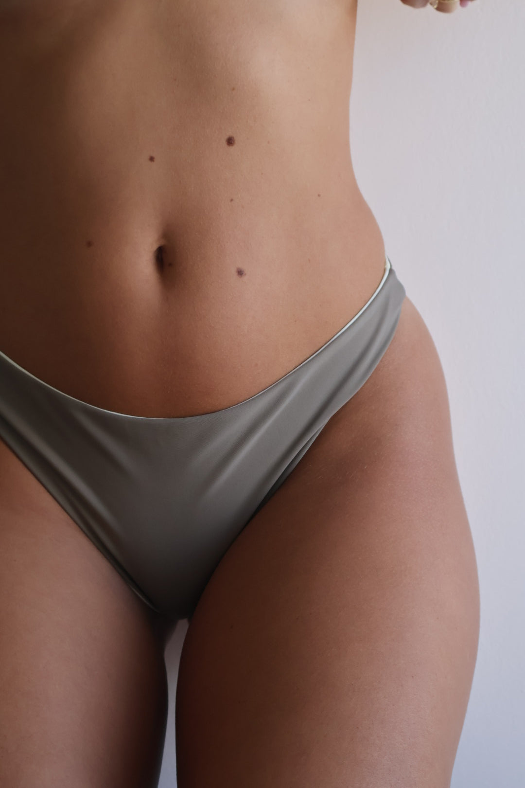 Brise Bottom